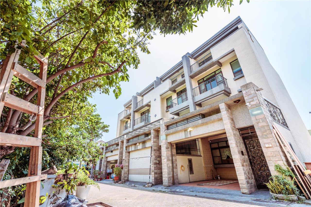 Chung Fu Inn Tongping Tainan Exteriör bild