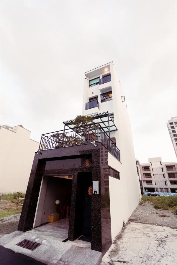 Chung Fu Inn Tongping Tainan Exteriör bild